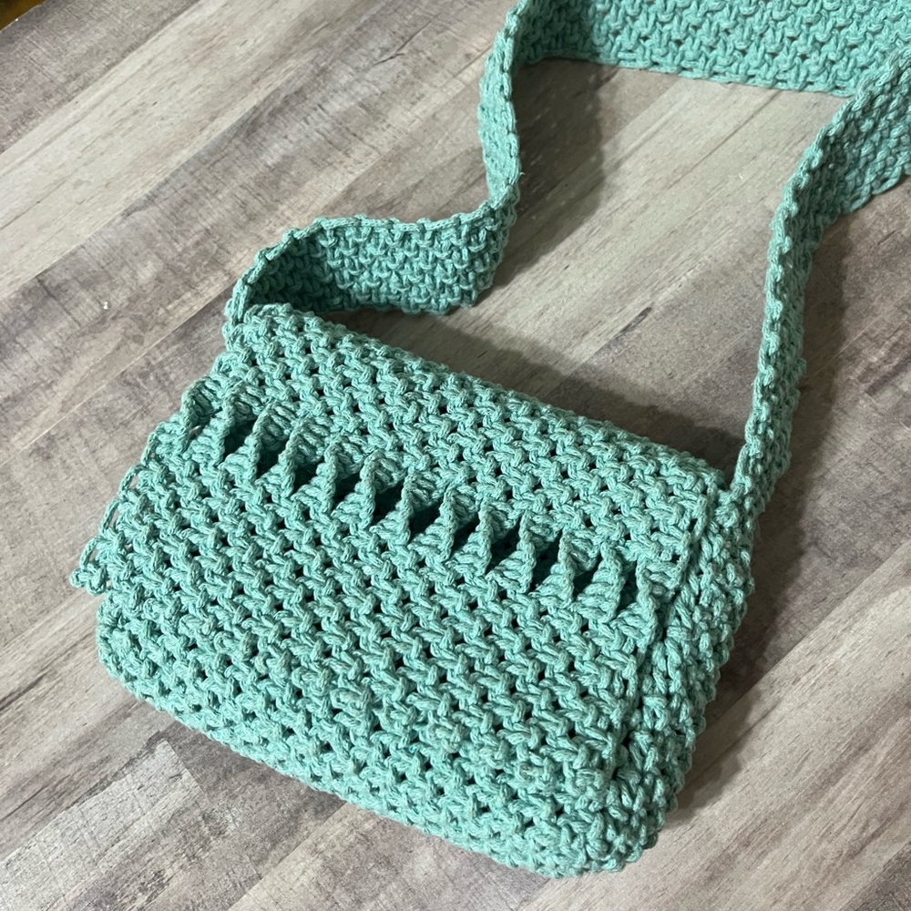 HANDCRAFTED TEAL MACRAME WOMEN BAG